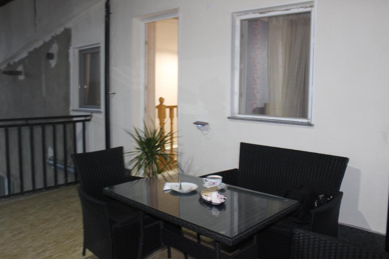 Guest House Katerina Kutaisi Esterno foto