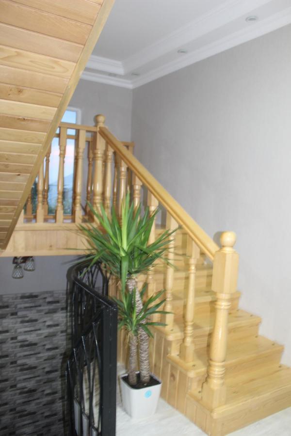Guest House Katerina Kutaisi Esterno foto